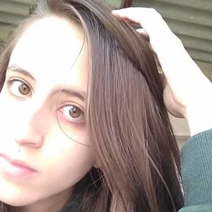 Meet your Posher, Milena